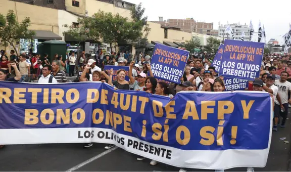 Ciudadanos marcharon para exigir al Congreso que no dilate la aprobación del retiro AFP