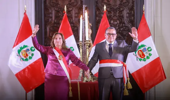 Peritaje a 5 audios de Santiváñez implica a la presidenta Boluarte