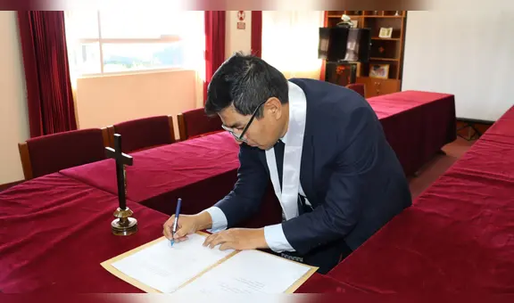 Dr. Roger Alonso Chacón Coa juramente como Juez Supernumerario del Segundo Juzgado de Investigación Preparatoria de Mariscal Nieto