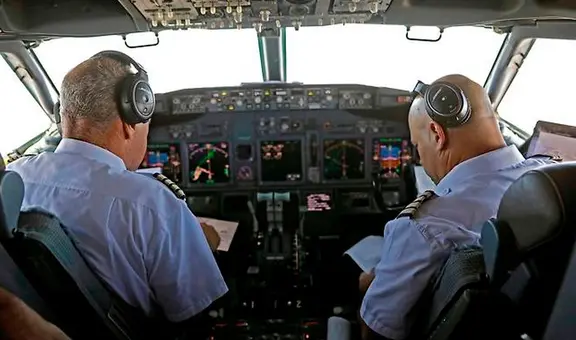 Alemania: pilotos admiten dormir durante vuelos por falta de personal y exceso de trabajo