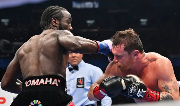 'Canelo' Álvarez perdió ante Terence Crawford y dejó de ser el campeón mundial supermediano