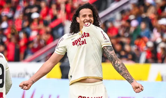 Universitario derrotó 1-2 a FBC Melgar en Arequipa y recuperó la punta del Torneo Clausura.