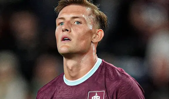 Oliver Sonne y el tremendo error que provocó la eliminación del Burnley ante un equipo de la tercera división en la Carabao Cup