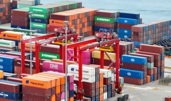 Perú logrará superávit comercial récord de US$30.000 millones en 2025