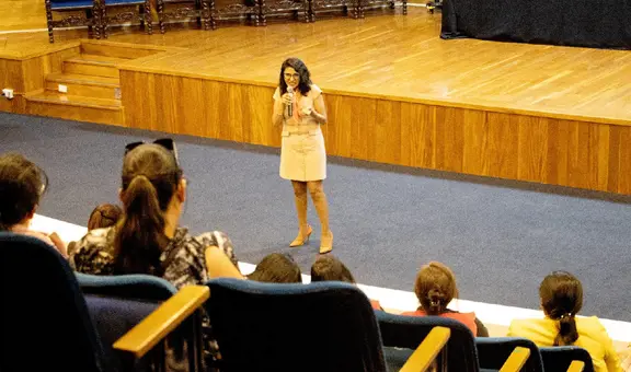 Módulo Penal de Violencia de Arequipa capacita a profesionales del CEM y Servicio de Atención Urgente