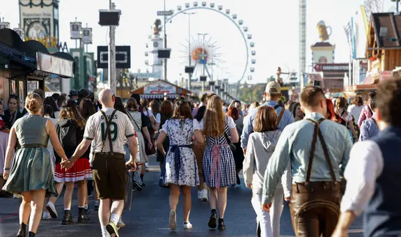 Alemania: cierra temporalmente la Fiesta de la Cerveza de Múnich por una amenaza de bomba