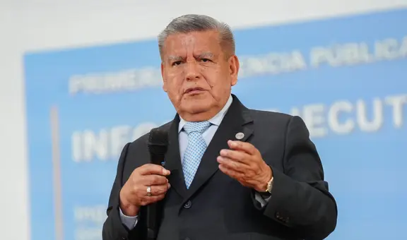 César Acuña renuncia al Gobierno Regional de La Libertad y anuncia que postulará a la presidencia del Perú