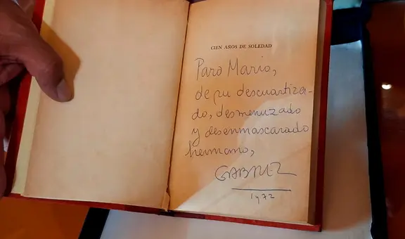El ejemplar de Cien años de soledad que Vargas Llosa calificó con 20 ya es Patrimonio Cultural del Perú