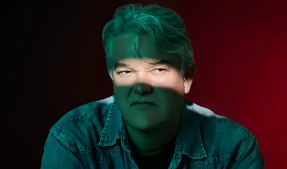 Cantautor Álvaro Florez busca consolidarse en el rock alternativo con ‘Como todos los demás’