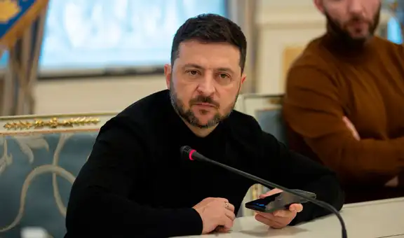 Presidente de Ucrania, Volodimir Zelenski, declara que está dispuesto a asistir al encuentro Trump-Putin