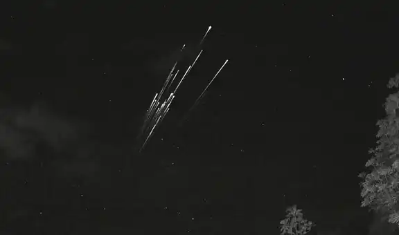 En promedio, hasta 2 satélites caen cada día, y es un problema mayor de lo que parece