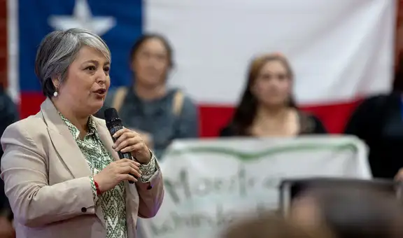 Chile: Jara tilda de 'imaginaria' la propuesta de Kast de expulsar a inmigrantes en avión pagado por ellos mismos