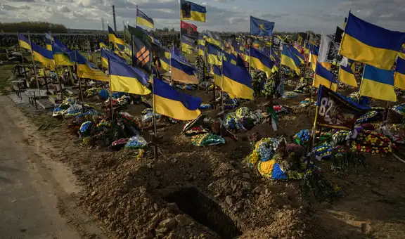 Rusia bombardea instalaciones energéticas en Ucrania y deja al menos 4 muertos y apagones masivos