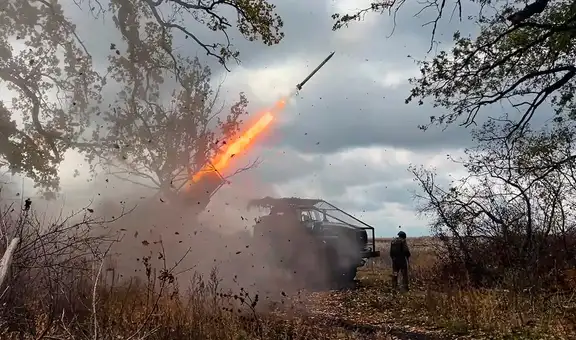 Rusia ataca a Ucrania y deja al menos 6 muertos tras bombardeo con misiles balísticos y drones