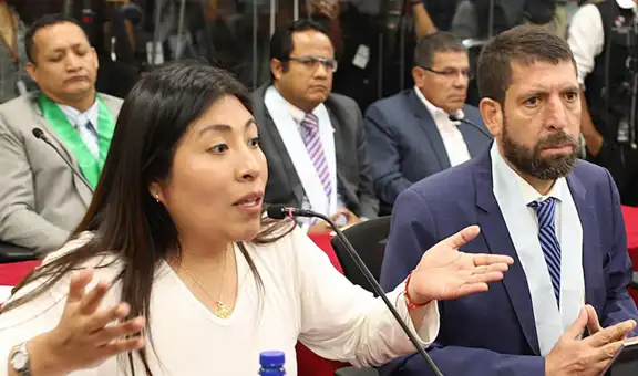 Abogado de Bettsy Chávez niega saber si está asilada en embajada de México: "No responde al teléfono"