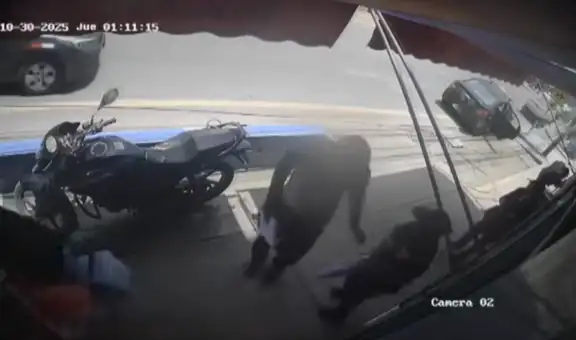 Cinco brigadistas del Minsa fueron asaltados por delincuentes frente a dos colegios en SJL: se llevaron registros de pacientes