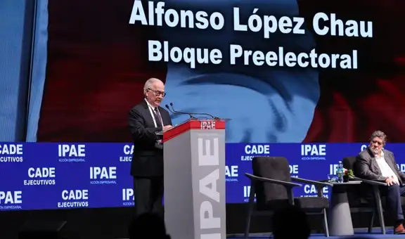 Alfonso López Chau arremete contra el empresariado en el CADE por muertos en protestas: "El silencio también toma partido"