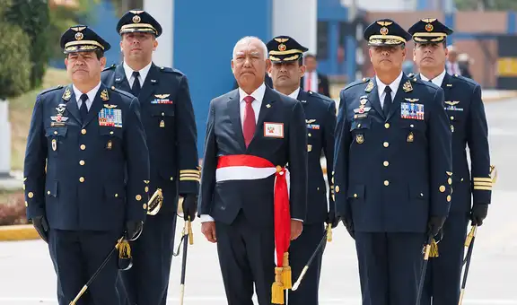 Relevo del Comandante General de la FAP no cambiará calendario de compra de 24 cazas