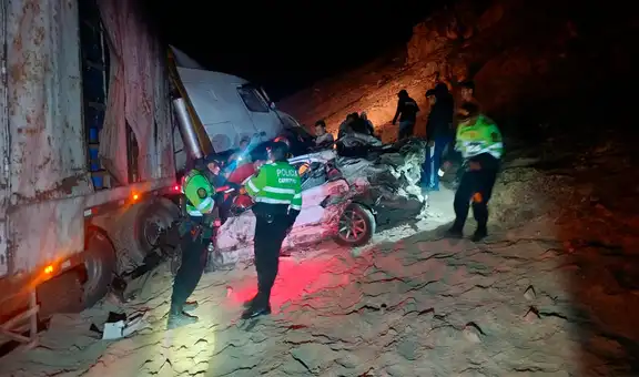 Arequipa: conductor de automóvil fallece tras choque de su unidad contra tráiler en la Panamericana Sur
