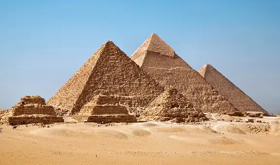 Arqueólogos detectan anomalías en una pirámide de Giza que podría ser una entrada oculta y olvidada