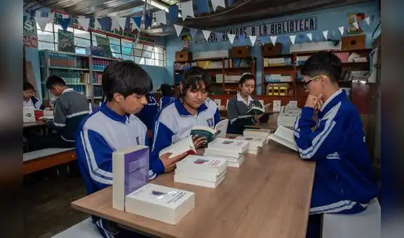 Libros de Vallejo y Vargas Llosa llegan gratis a más de 400 mil estudiantes de todas las regiones