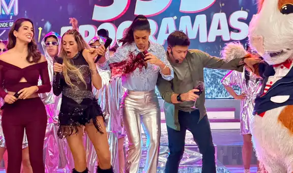 María Pía Copello sufre percance en vivo: su outfit para el concierto de Shakira fue arruinado con vino por Mario Hart