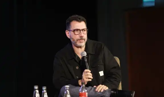 Alberto Fuguet: “Vargas Llosa es mucho más contracultural, es mucho más gay, es mucho más masculino. No solo es política y neoliberalismo”