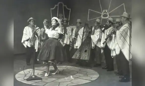 Flor Pucarina: La intensa vida de la cantante wanka en fotos inéditas