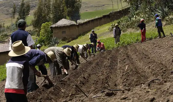 PBI de septiembre cerró en 3,9% y supera expectativas de especialistas