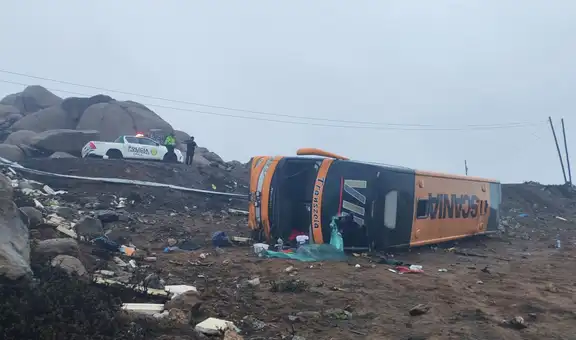 Arequipa: despiste y volcadura de bus en la Panamericana Sur deja al menos 10 heridos