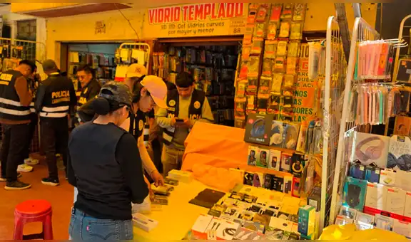 Incautan más de 100 celulares y detienen a dos personas en la ‘cachina’ de Juliaca