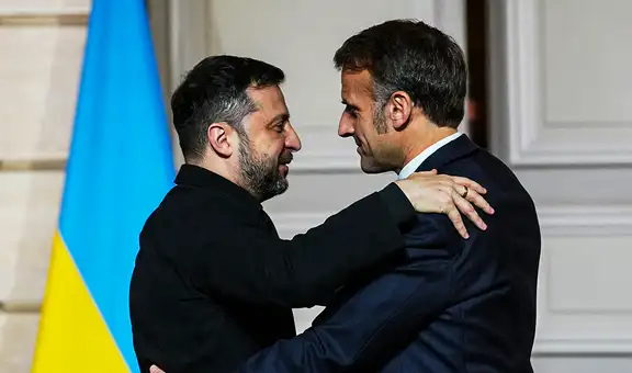 Macron duda de la voluntad de Rusia para la paz y exige que el plan se finalice con Ucrania "en la mesa"