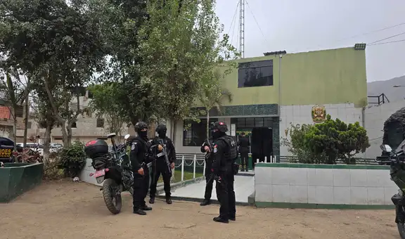 Detienen a comisario y 4 suboficiales en El Agustino por integrar presunta red de cobros para evitar patrullajes