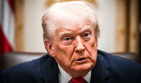 Estados Unidos frena solicitudes migratorias de 19 países por representar "amenazas contra la seguridad nacional"