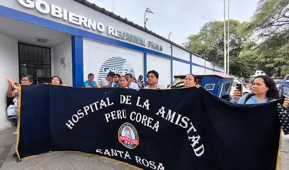 Piura: trabajadores administrativos del hospital Santa Rosa protestan por incumplimiento de pagos