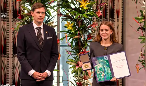 María Corina Machado no llegó a Oslo para la ceremonia del Nobel de la Paz y su hija recibió el galardón