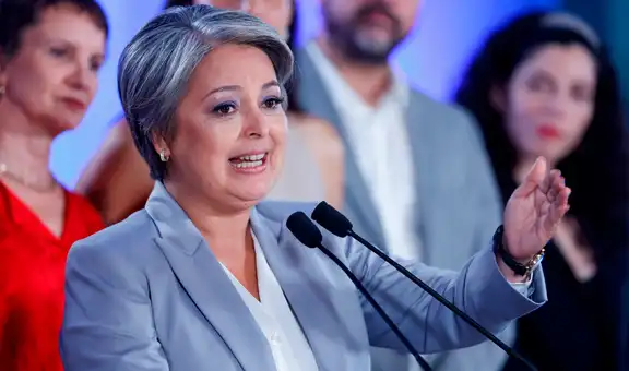 Jeannette Jara promete reforzar a la policía para enfrentar el crimen antes del balotaje presidencial en Chile