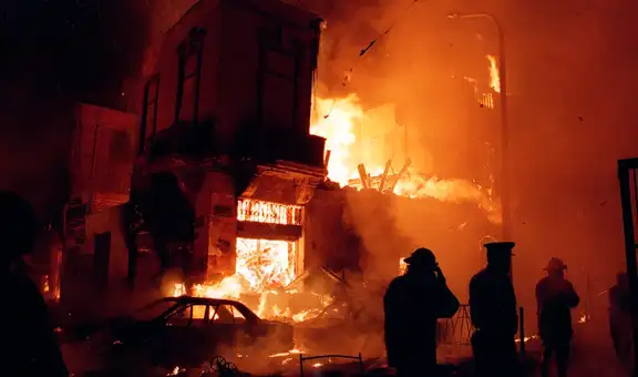 A 24 años de la tragedia, deudos del incendio de Mesa Redonda continúan sin justicia: "Nos ofrecieron S/300 por muerto"