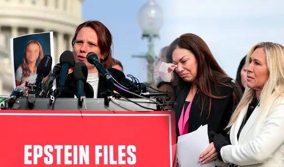 Víctimas de Epstein denuncian "censuras extremas sin explicación" en los archivos mientras se publican nuevos documentos