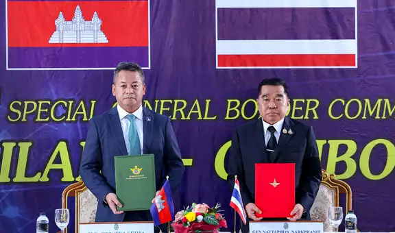 Tailandia y Camboya firman acuerdo de alto el fuego tras semanas de enfrentamientos mortales en la frontera