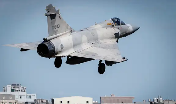 China realiza ejercicios militares "con fuego real" alrededor de Taiwán: la isla reportó 89 aeronaves de Pekín cerca de su territorio