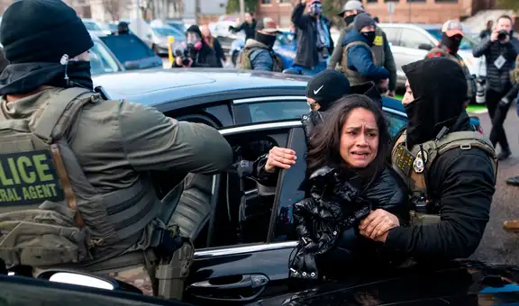 Persecución a inmigrantes marca el primer año de Donald Trump como presidente en EE. UU.