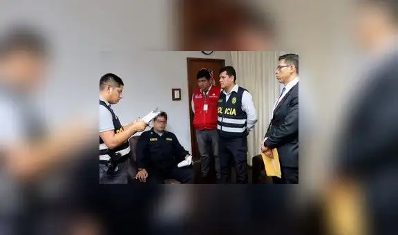 Dictan 18 meses de prisión preventiva por corrupción para coronel, alférez y 4 suboficiales PNP