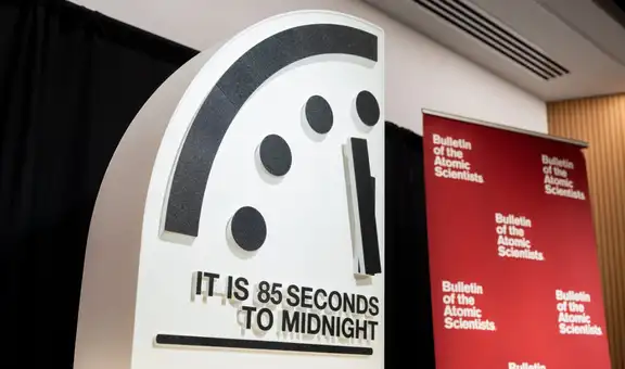El reloj del Juicio Final marca 85 segundos para la medianoche: científicos ádvierten el punto más cercano a una catástrofe