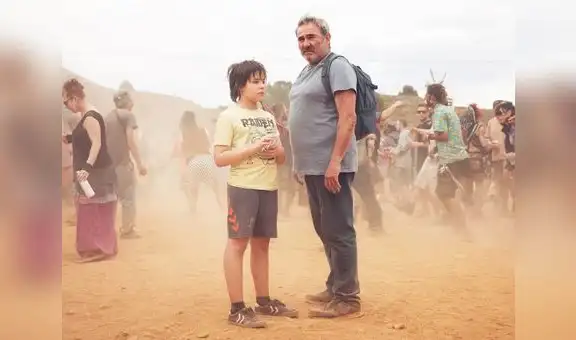 'Sirāt': el agónico viaje hacia una fiesta en el desierto