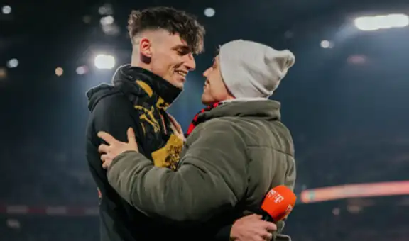 Frente a 50.000 personas: árbitro le propuso matrimonio a su novio en pleno partido de la Bundesliga