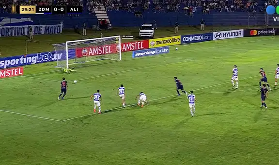 Lo salvó el offside: Gaspar Gentile y el inexplicable error solo frente al arco en el Alianza Lima vs 2 de Mayo