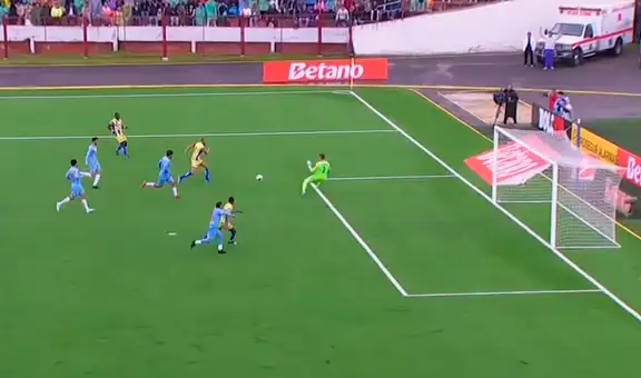 Hernán Barcos no pierde su magia a sus casi 42 años: anotó golazo con FC Cajamarca tras dejar a 4 jugadores en el camino