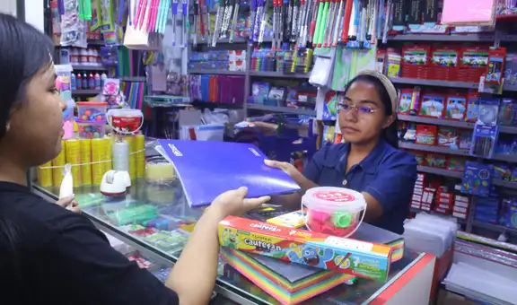 Colegios pueden recibir multas de más de S/ 2.4 millones por imponer marcas de útiles y uniformes