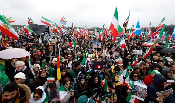 Más de 200.000 personas se manifiestan en Múnich contra el régimen iraní en plena presión militar de EE. UU.